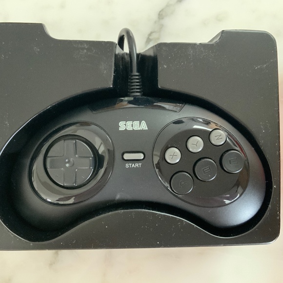 Retro-Bit Official Sega Genesis 6-Button Arcade Pad with USB for PC, Mac, PS3, - Picture 2 of 2